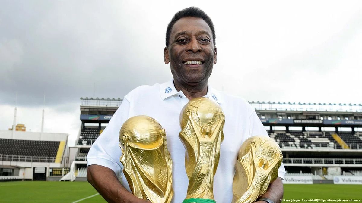 Vua bóng đá Pelé, huyền thoại của Brazil